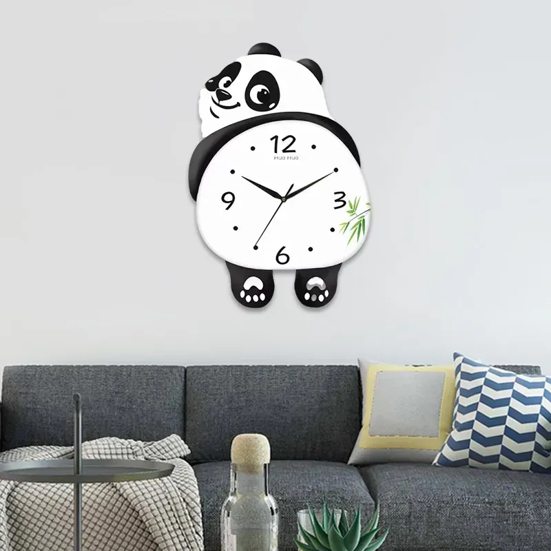PandaTime™ LED nástěnné hodiny s tancující pandou