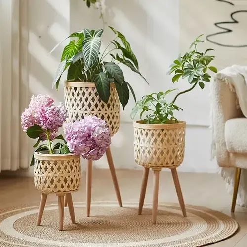RattanBloom™ 3dílná stojací sada květináčů