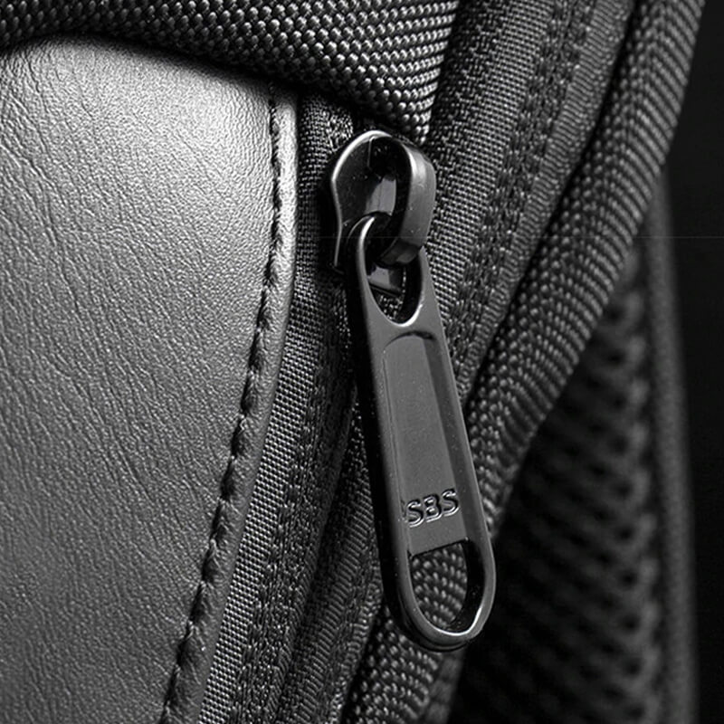 Rucsac crossbody cu protecție antifurt LuxBag